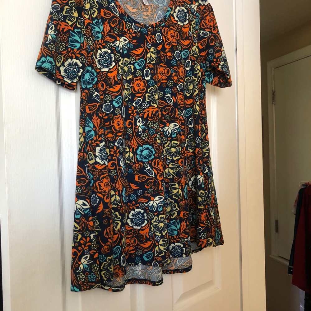 LuLaRoe Perfect Tee